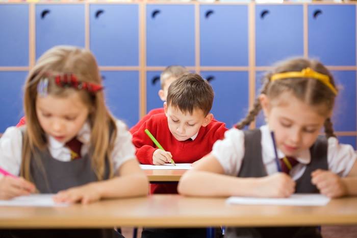 COMUNICAT  Cu privire la depunerea solicitărilor privind acordarea de tichete sociale pe suport electronic  pentru sprijin educaţional